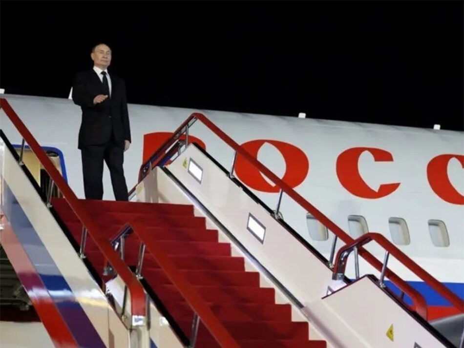 Putin llega a Magadán antes de su reunión con Trump en Alaska