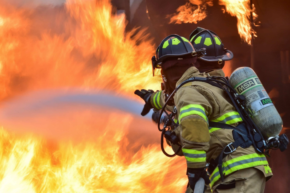 El día a día de los bomberos en Valencia: vocación, riesgo y servicio público