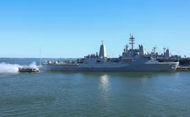 EE.UU. difundió las primeras imágenes de los barcos de guerra que se dirigen hacia aguas del mar Caribe