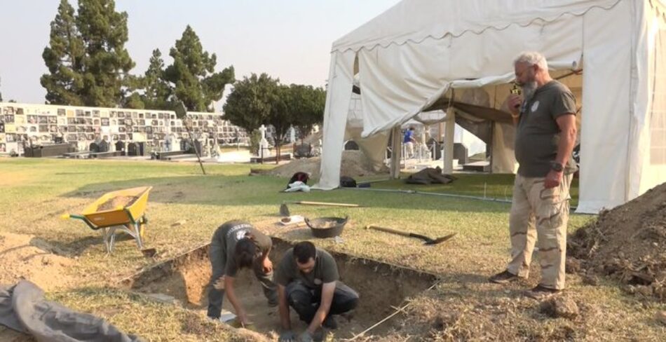 Si inicia la exhumación de fosas comunes en el cementerio de Huelva para buscar bebés robados