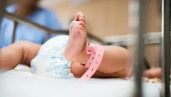 Fiscalía de Ecuador abre investigación por muerte de recién nacidos en hospital de Guayaquil
