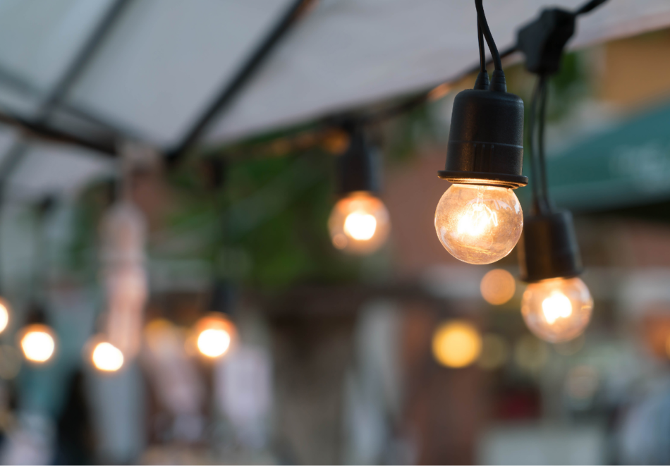 Las ofertas de las comercializadoras eléctricas del mercado libre son hasta un 23% más caras que la tarifa PVPC del último trimestre