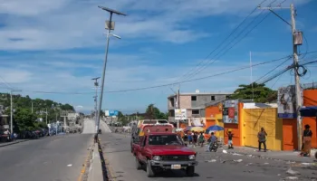 Haití: Puerto Príncipe continúa en apagón tras sabotaje a las torres de alta tensión