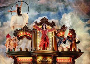 La asociación ultra Abogados Cristianos denuncia por «escarnio» al alcalde de Barcelona por el cartel de La Mercè 2025