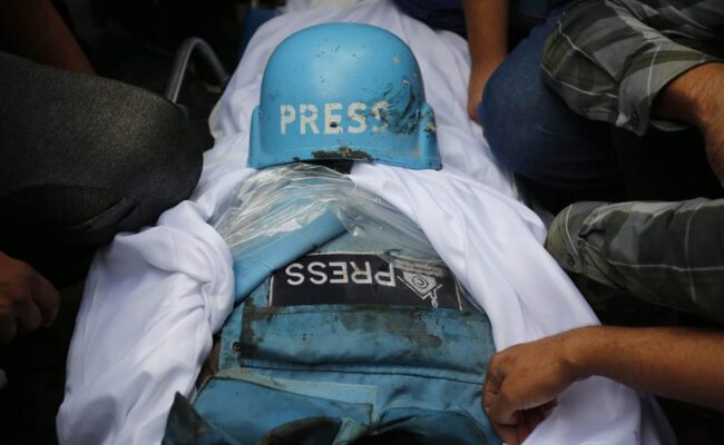Israel asesina a otra periodista palestina en Gaza