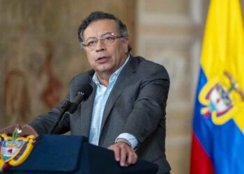 Petro manifiesta su rechazo frontal al intervencionismo de Estados Unidos en la zona
