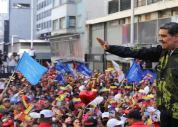 Madres de la Plaza de Mayo trasmiten su apoyo solidario al presidente Nicolás Maduro