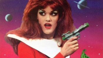«Vegas In Space» (1991), la primera comedia de ciencia ficción interpretada íntegramente por drag queens, se proyectará en el festival de cine B-RETINA
