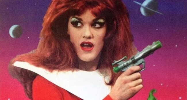 «Vegas In Space» (1991), la primera comedia de ciencia ficción interpretada íntegramente por drag queens, se proyectará en el festival de cine B-RETINA