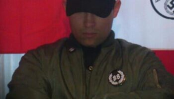 Brutal agresión fascista a un militante comunista en León