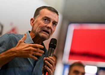 Maíllo advierte del “cinismo absoluto” de Feijóo en inmigración y destaca que sus nuevas propuestas son una “derrota política del PP que va a inflar a Vox”