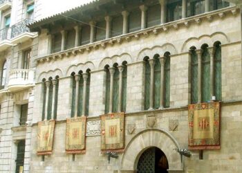 El Sindical de Llogateres celebra la aprobación de una moción contra la especulación de La Caixa en vivienda protegida de Lleida