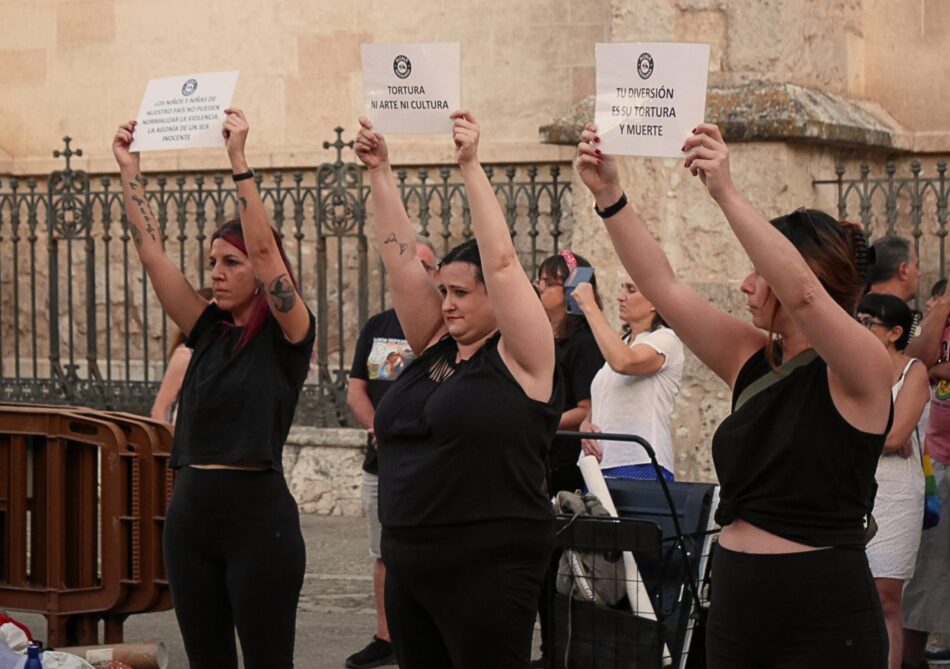 Alcalá Antitaurina exige al Ayuntamiento que deje de dilapidar el dinero de los alcalaínos en la feria taurina