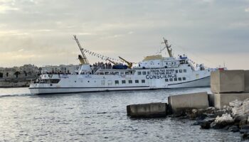 El barco Conscience de la Flotilla de la Libertad zarpa hacia Gaza