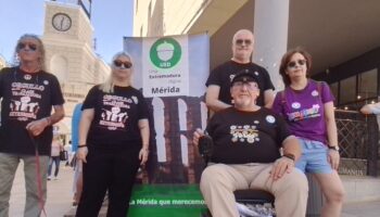 “Una Extremadura Digna” alerta del agravamiento de la pobreza en la región y lanza una campaña informativa ciudadana