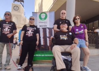 “Una Extremadura Digna” alerta del agravamiento de la pobreza en la región y lanza una campaña informativa ciudadana