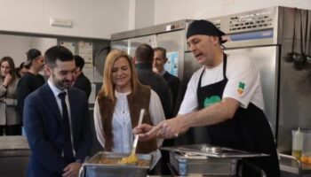 Bustinduy: «Vamos a proteger a niños y niñas de la publicidad de los alimentos insanos»