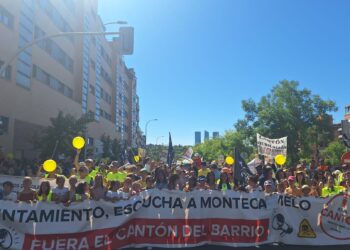Montecarmelo lo ha vuelto a hacer: 8.000 personas asisten a la quinta manifestación masiva por la reubicación del megacantón