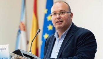 La ARMH acusa a Miguel Tellado de «jugar con el sufrimiento de miles de familias que buscan en fosas comunes a sus seres queridos