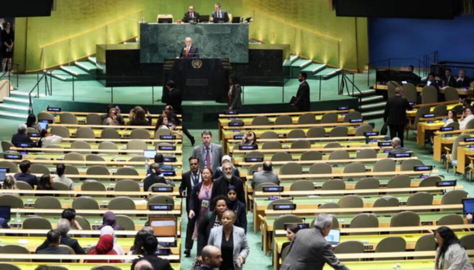 Las delegaciones de Naciones Unidas abandonan la sala durante el discurso de Netanyahu