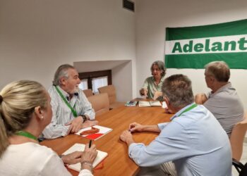 Adelante Andalucía denuncia el colapso de las listas de espera en dependencia y pide un plan de choque