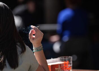 FACUA critica la mezquindad y desinterés de la patronal hostelera por la salud de los ciudadanos ante la reforma de la ley del tabaco