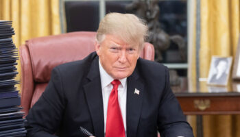 Trump anuncia que declarará a Antifa como “organización terrorista” nacional en EE.UU.