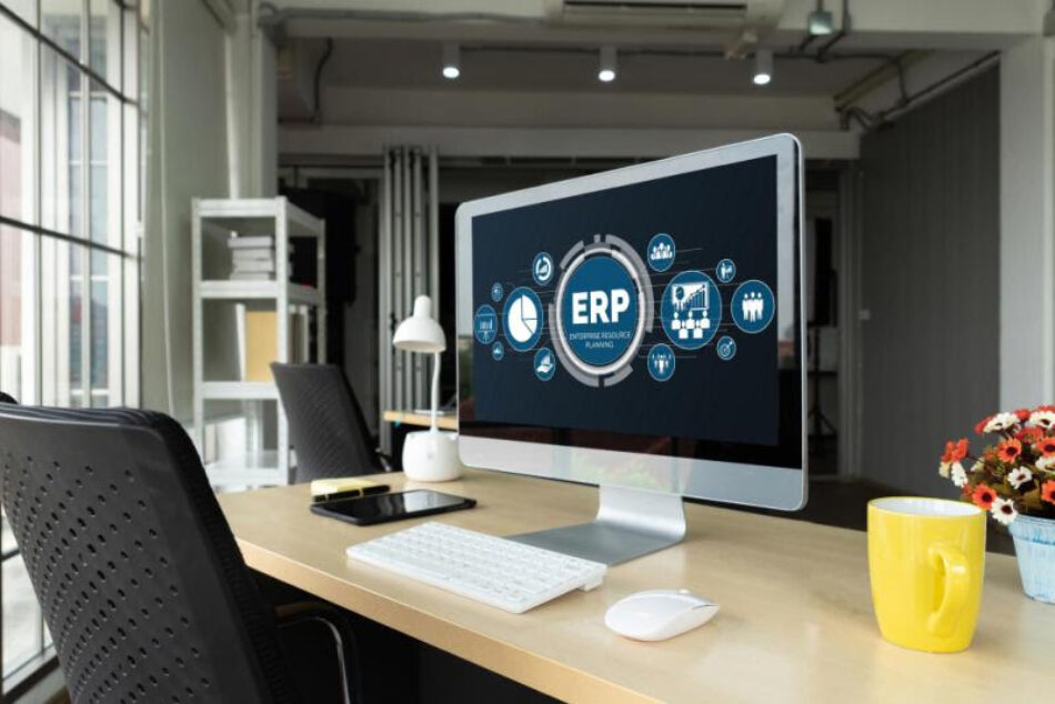 Cómo un software ERP ayuda a las asesorías a cumplir con Verifactu y el fraude fiscal