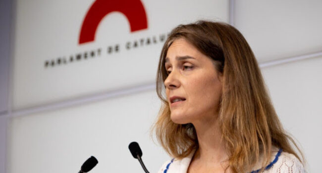 Albiach: “Comuns i Govern ens reunirem dilluns a la tarda per avaluar el grau de compliment dels acords signats”