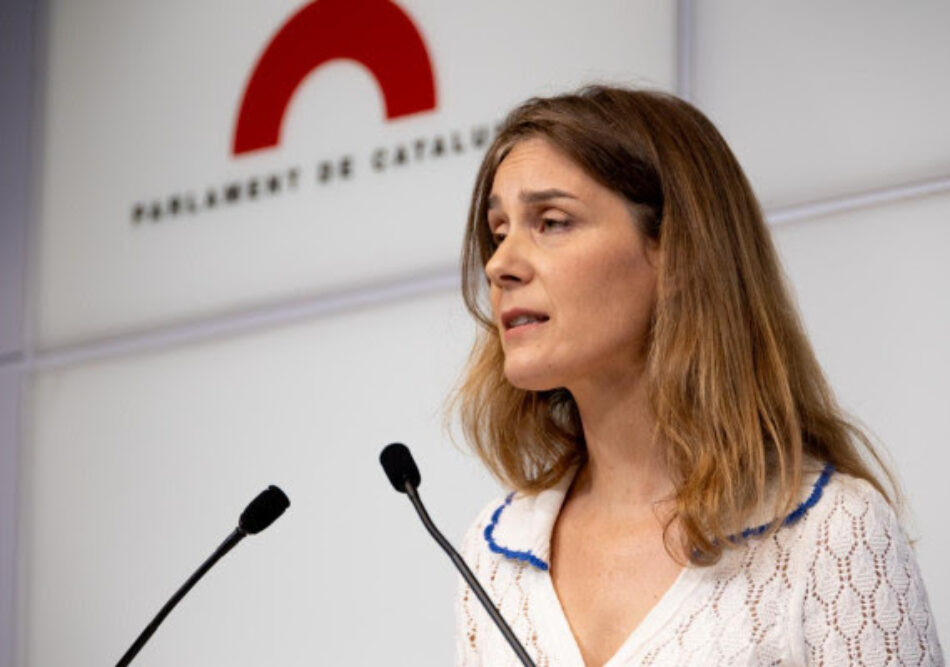 Albiach: “Comuns i Govern ens reunirem dilluns a la tarda per avaluar el grau de compliment dels acords signats”
