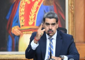 Maduro anuncia ejercicio popular-militar para afinar defensa territorial
