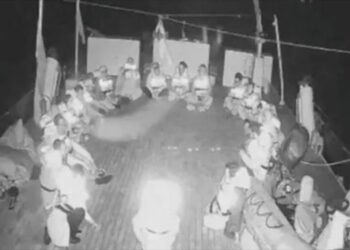 Israel detiene a 200 tripulantes; Flotilla Sumud promete seguir la misión