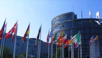 Eurodiputados instan a suspender relaciones comerciales con Israel