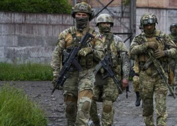 Ejército ruso mantiene rodeados a más de 10.000 efectivos ucranianos