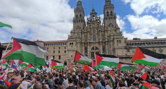 Máis de 80.000 persoas toman Compostela para rexeitar o xenocidio e a ocupación de Palestina