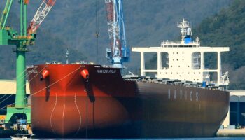 El «Navios Felix», buque habitual en la ruta del carbón hacia Israel, atraca en Ceuta vulnerando claramente las provisiones del Real Decreto Ley aprobado por el Gobierno