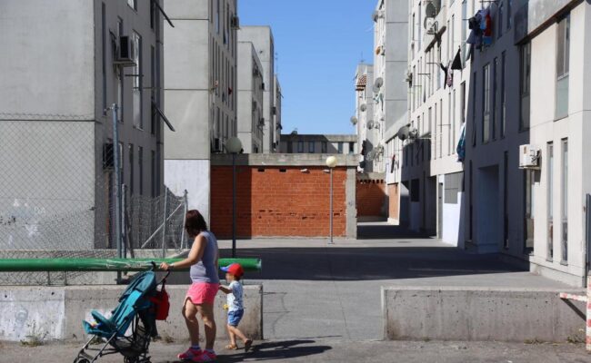 La pobreza repunta en la Comunidad de Madrid, mientras mejora en el conjunto de España