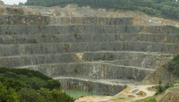 Se presentan más de 700 alegaciones en contra de la construcción de una planta de asfalto en Santa Marina de Piedramuelle (Oviedo)