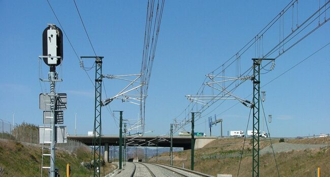 Fallece un trabajador en Torreblanca al sufrir una descarga mientras trabajaba en la catenaria