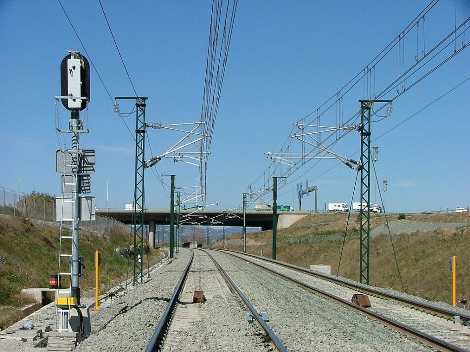 Fallece un trabajador en Torreblanca al sufrir una descarga mientras trabajaba en la catenaria
