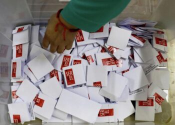 Servicio Electoral de Chile prevé alta asistencia en comicios