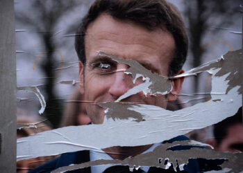 Analizan en Francia admisibilidad de moción para destituir a Emmanuel Macron