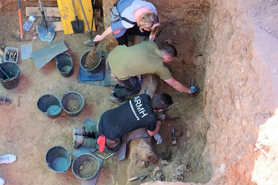 Entregados los restos identificados de los hermanos Esteban y Patricio Ortega Somolinos, asesinados en 1940 por pistoleros fascistas