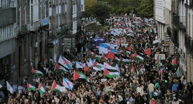 Santiago de Compostela colapsa na a maior mobilización en solidariedade con Palestina da historia de Galicia