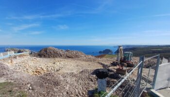 Coordinadora Ecoloxista d’Asturies: «Nos sorprende que se construya de nuevo en el Cabo Peñas en Gozón»