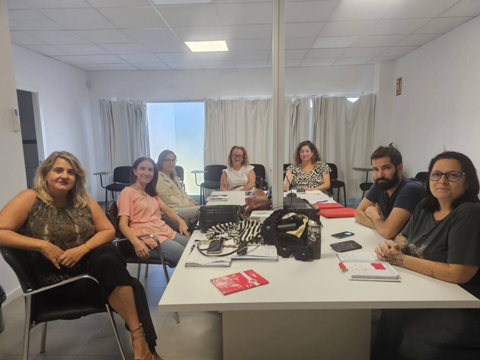 Izquierda Unida rechaza el ERE en la empresa The Phone House que afecta en Jerez a casi 100 personas