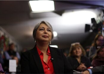 Jeannette Jara toma ventaja en carrera presidencial en Chile