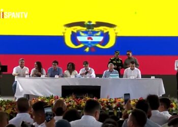 Trump ataca a Petro y suspende fondos de ayuda a Colombia