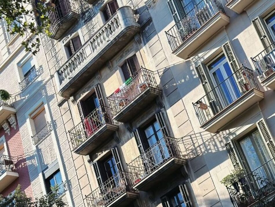Barcelona en Comú logra el seno del Gobierno para reducir el IBI a los vecinos y aumentarlo a los especuladores