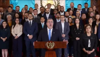 Presidente de Guatemala denuncia intento de golpe de Estado desde el poder judicial